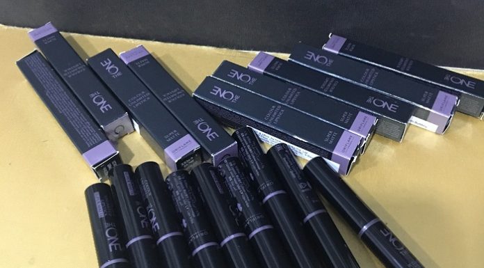 Oriflame The One Colour Unlimited Super Matte Lipstick Review