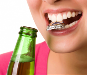 habit that damage teeth, teeth as tool
